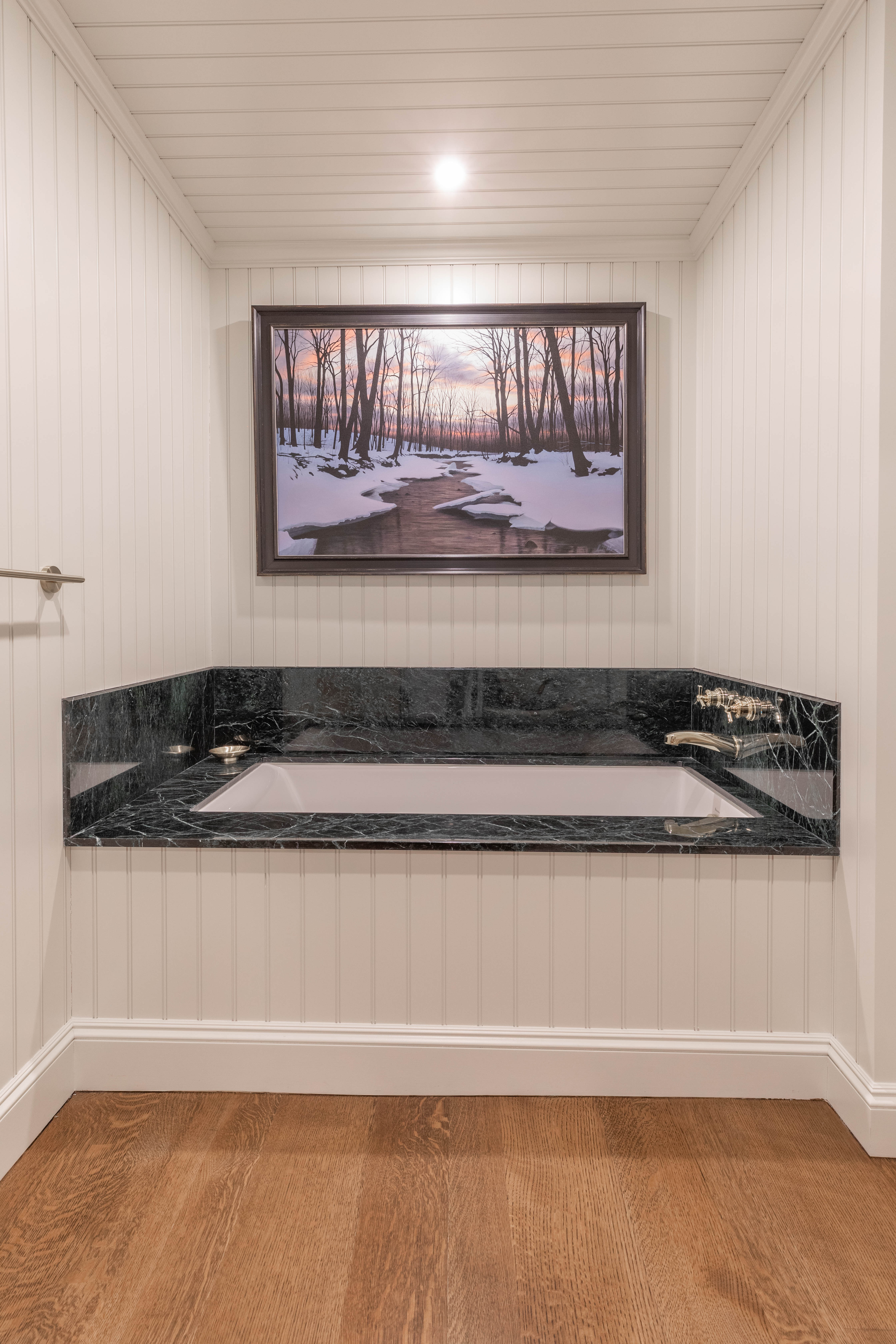 Four Seasons soaking tub