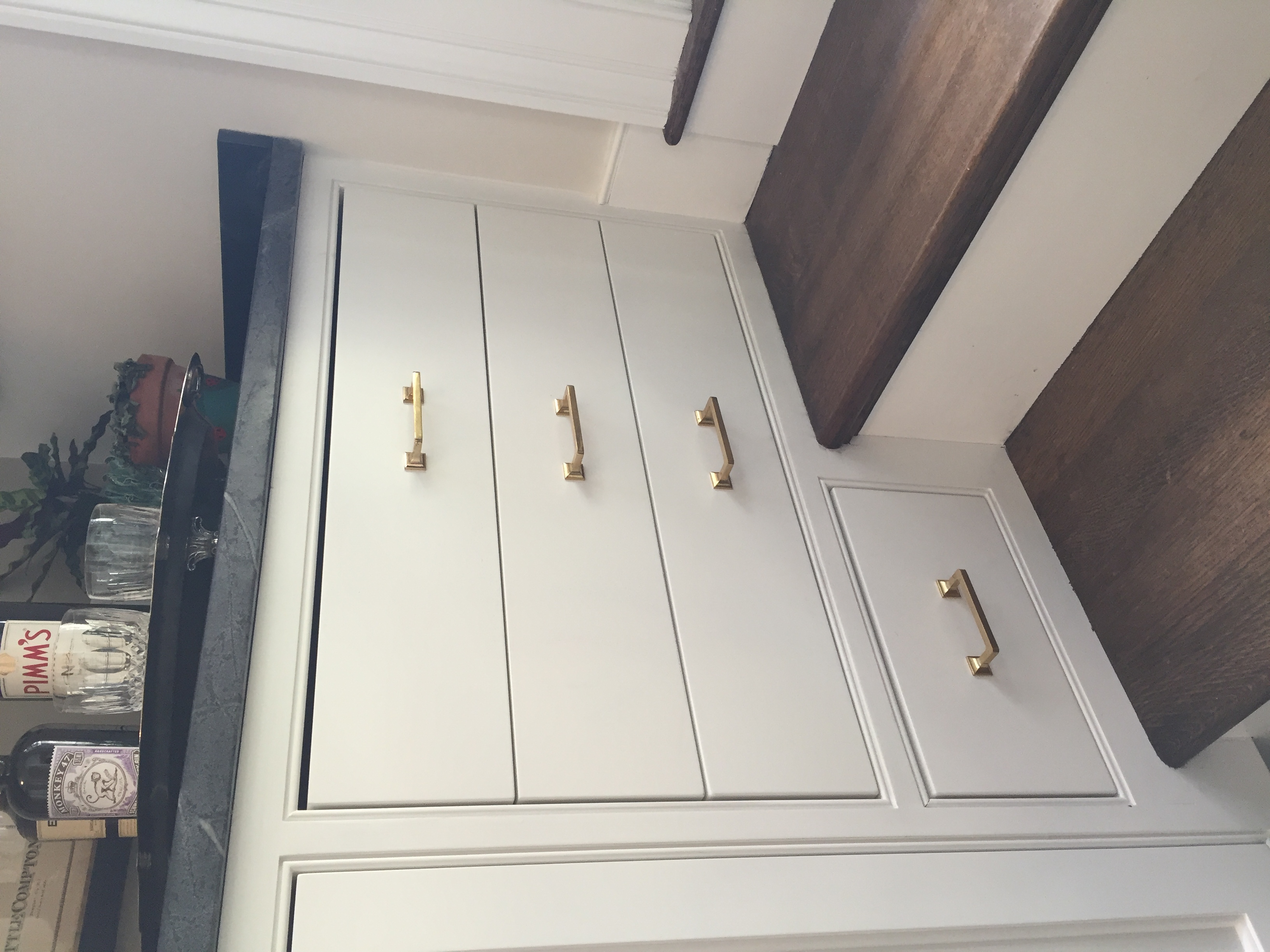 brass pull cabinets detail